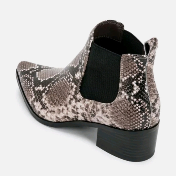 BLONDO Emelia Snake Print‎ Waterproof Leather Chelsea Rain Boots Sz 6.5 - Picture 4 of 6